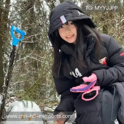 焦轲益
